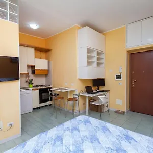 https://monolocale-vicino-alla-nuova-mm5.it-lombardy.com