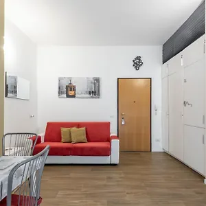 https://lucky-flat-un-momento-di-relax.it-lombardy.com
